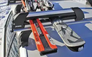 Топ-7 креплений для сноубордов на крышу автомобиля с защитой от кражи в 2026 году